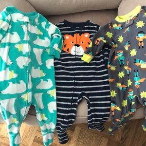 Set of 3 Carters fleece footed sleepers - size 12M